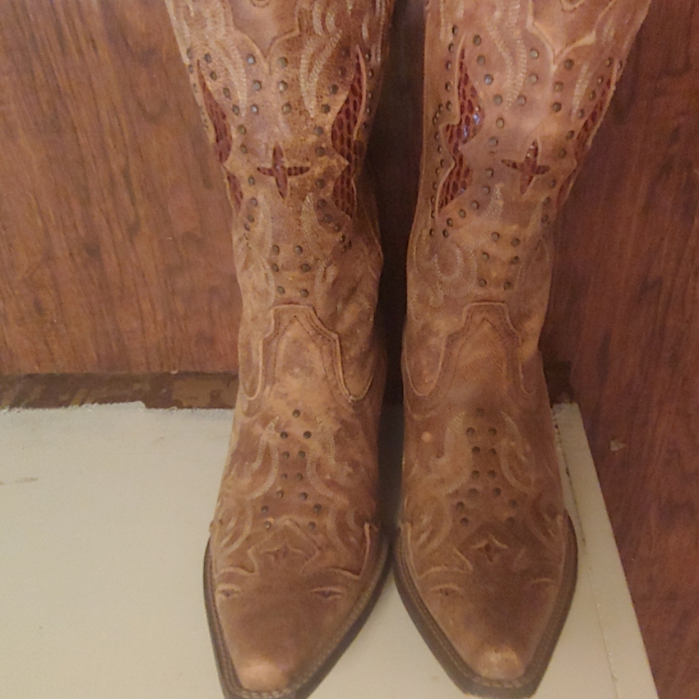 Laredo Cowgirl Boots size 9.5